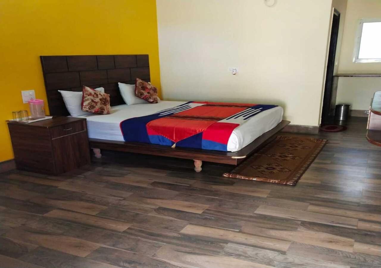 Nakshtra Resort Birbhaddar Exteriör bild