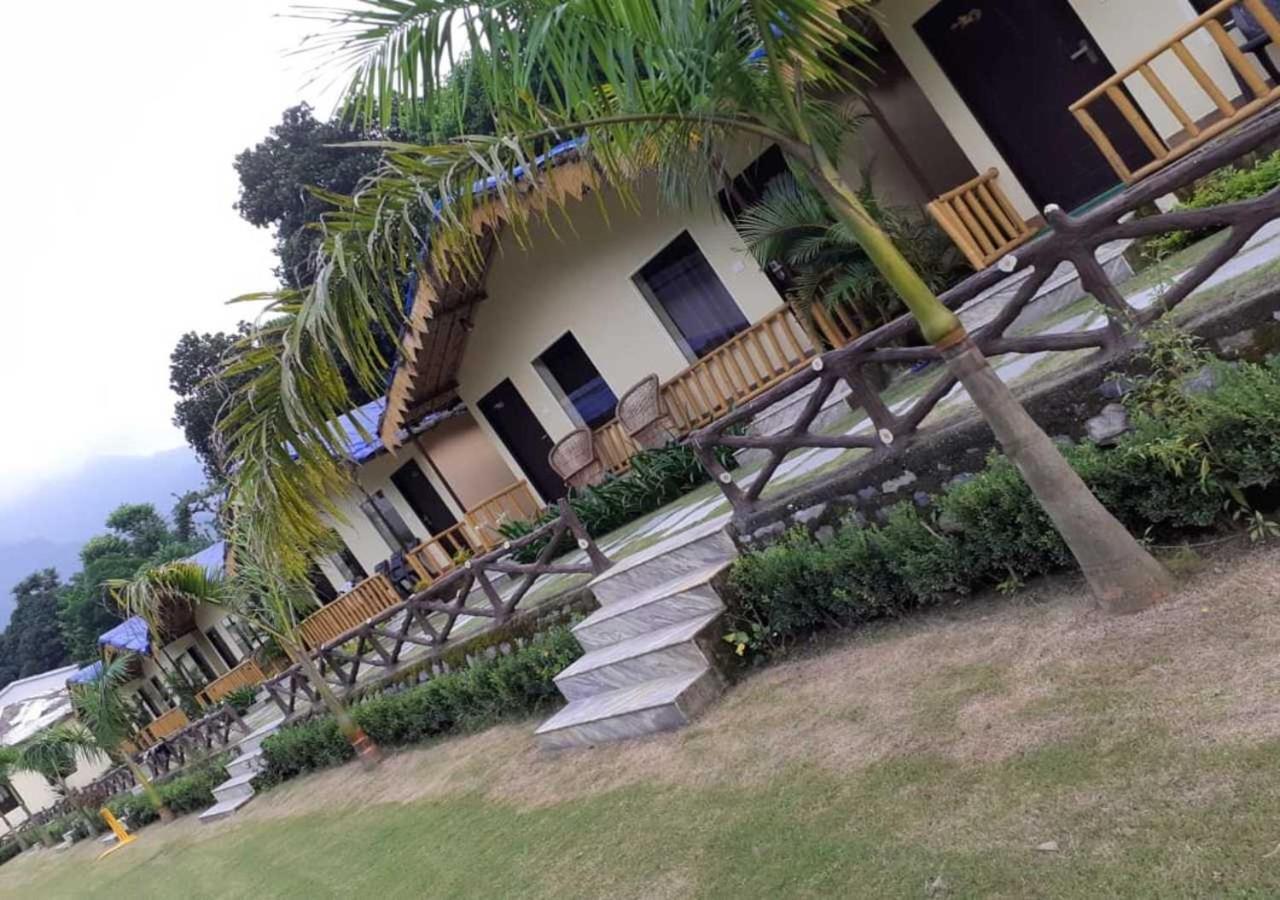Nakshtra Resort Birbhaddar Exteriör bild