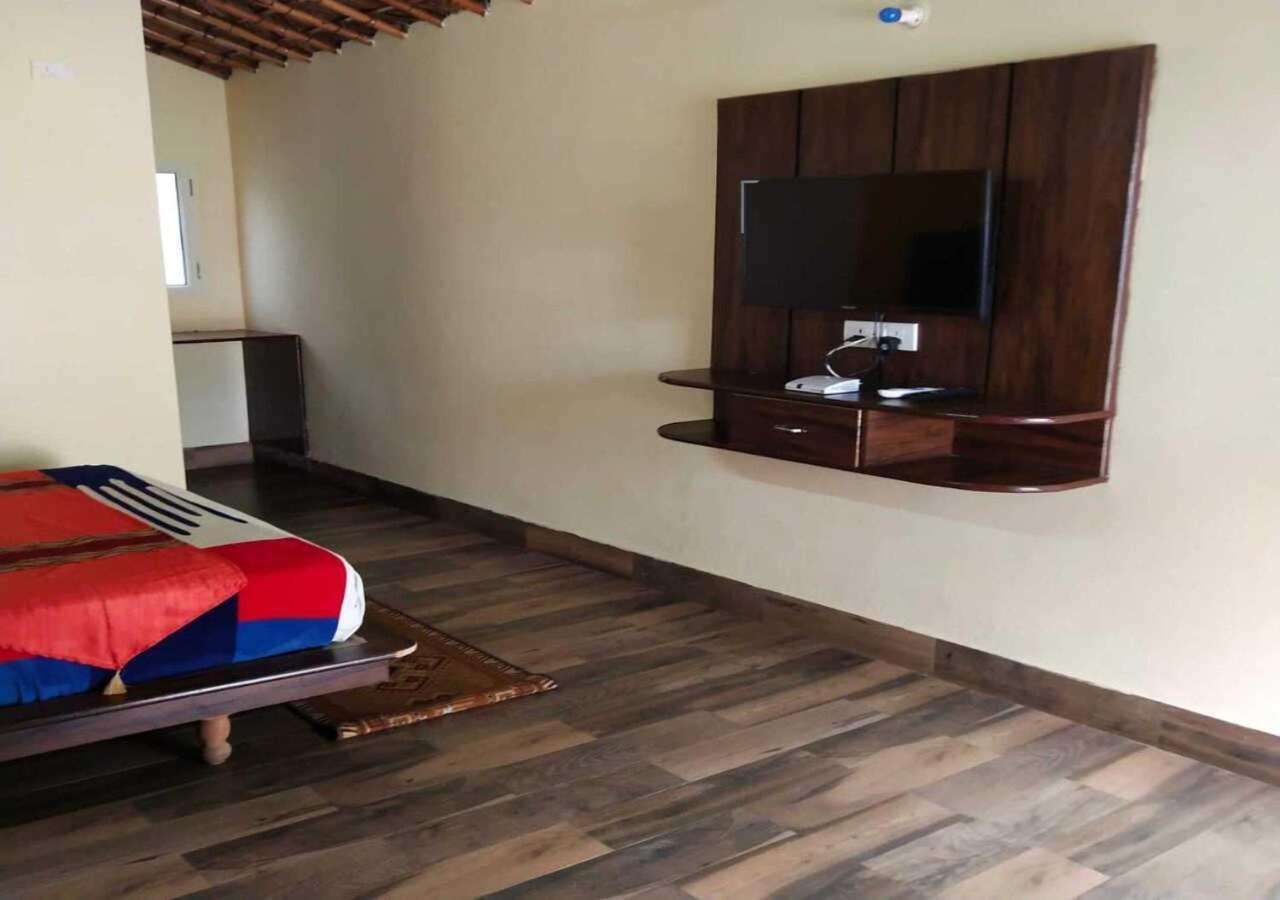 Nakshtra Resort Birbhaddar Exteriör bild