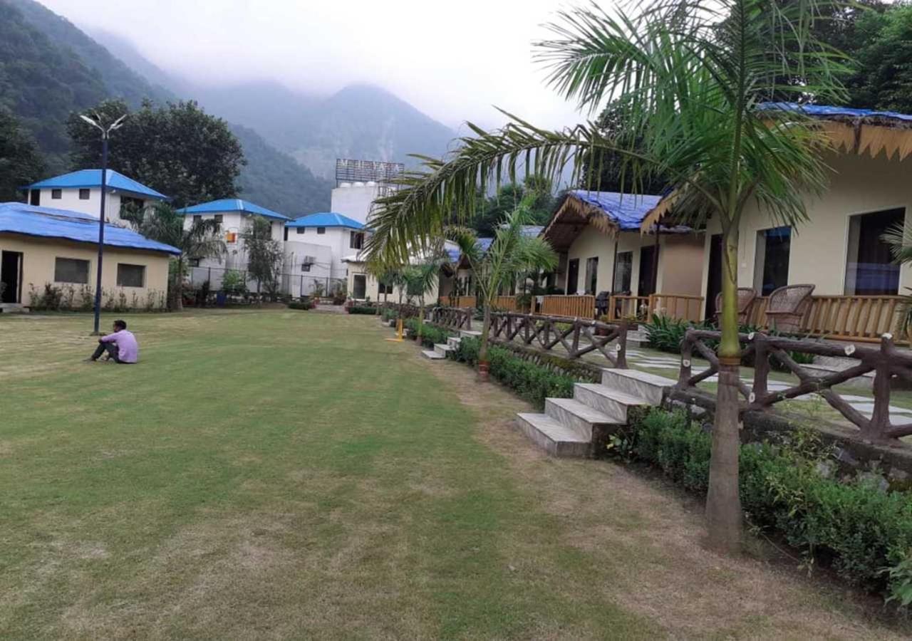 Nakshtra Resort Birbhaddar Exteriör bild