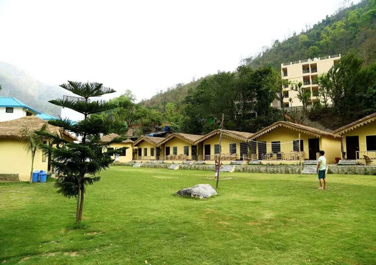 Nakshtra Resort Birbhaddar Exteriör bild