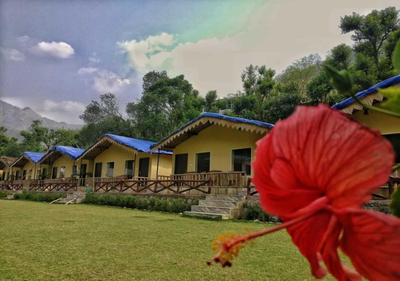 Nakshtra Resort Birbhaddar Exteriör bild